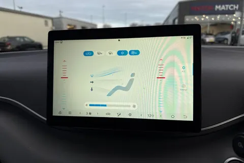 DA75EKN BYD Dolphin Surf 30kWh Active Auto 5dr Thumbnail #18