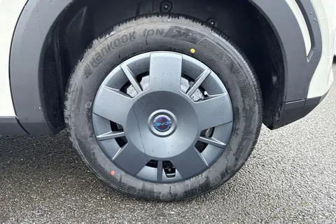 DA75EKN BYD Dolphin Surf 30kWh Active Auto 5dr Thumbnail #22