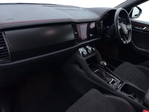 DA71RLO Škoda Kodiaq 2.0 TSI vRS DSG 4WD Euro 6 (s/s) 5dr (7 Seat) Thumbnail #10