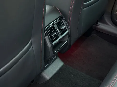 DA71RLO Škoda Kodiaq 2.0 TSI vRS DSG 4WD Euro 6 (s/s) 5dr (7 Seat) Thumbnail #35