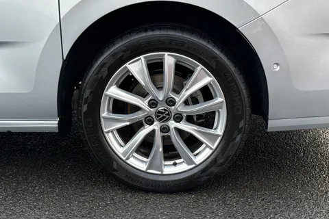 BT25CXF Volkswagen Multivan 2.0 TDI Style 5dr LWB DSG Thumbnail #12