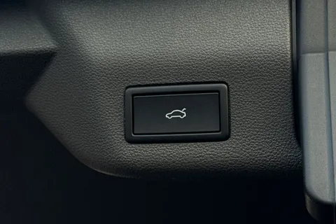 BT25CXF Volkswagen Multivan 2.0 TDI Style 5dr LWB DSG Thumbnail #41