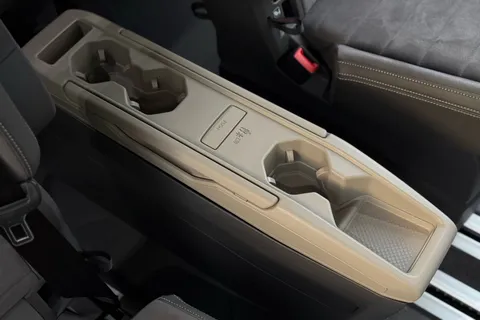 BT25CXF Volkswagen Multivan 2.0 TDI Style 5dr LWB DSG Thumbnail #49