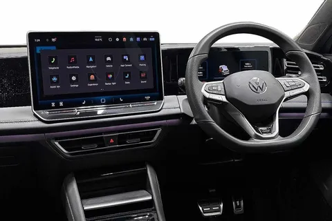 KR25PYL Volkswagen Tiguan 2.0 TDI R-Line 5dr DSG⭐ IQ lights, Sunroof, Info & Driver Package⭐ Thumbnail #2