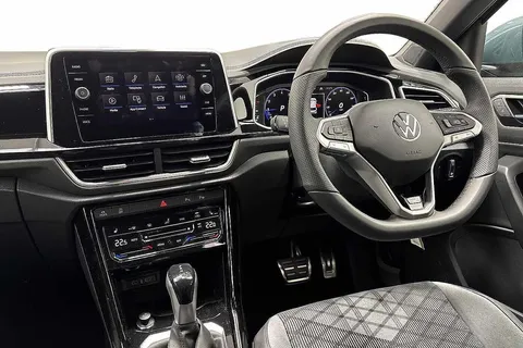 DC25ZXZ Volkswagen T-Roc 1.5 TSI R-Line 5dr DSG ⭐Rear view camera, Heated seats⭐ Thumbnail #2