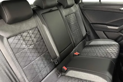 DC25ZKY Volkswagen T-Roc 2.0 TDI 150 EVO R-Line 5dr DSG⭐  Low TAX £195 a Year⭐ Thumbnail #10