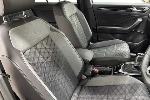 DC25ZKY Volkswagen T-Roc 2.0 TDI 150 EVO R-Line 5dr DSG⭐  Low TAX £195 a Year⭐ Thumbnail #11