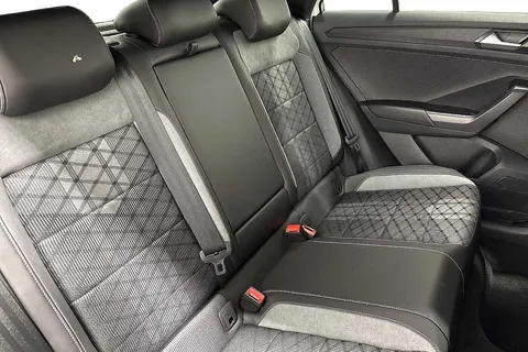 DC25ZCE Volkswagen T-Roc 1.5 TSI R-Line 5dr DSG ⭐Rear view camera, Tilting and sliding panoramic sun Thumbnail #10