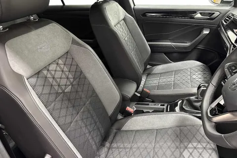 DC25ZCE Volkswagen T-Roc 1.5 TSI R-Line 5dr DSG ⭐Rear view camera, Tilting and sliding panoramic sun Thumbnail #11