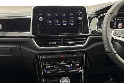 DC25ZCE Volkswagen T-Roc 1.5 TSI R-Line 5dr DSG ⭐Rear view camera, Tilting and sliding panoramic sun Thumbnail #13