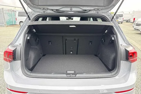 CX75KLV Volkswagen Golf 1.5 TSI 150 R-Line 5dr Thumbnail #11