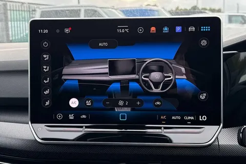 CX75KLV Volkswagen Golf 1.5 TSI 150 R-Line 5dr Thumbnail #20