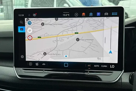 CX75KLV Volkswagen Golf 1.5 TSI 150 R-Line 5dr Thumbnail #39