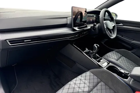 CX75KLV Volkswagen Golf 1.5 TSI 150 R-Line 5dr Thumbnail #55