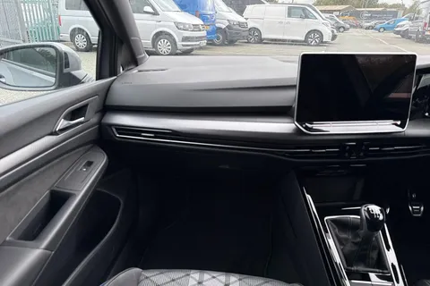 CX75KLV Volkswagen Golf 1.5 TSI 150 R-Line 5dr Thumbnail #61