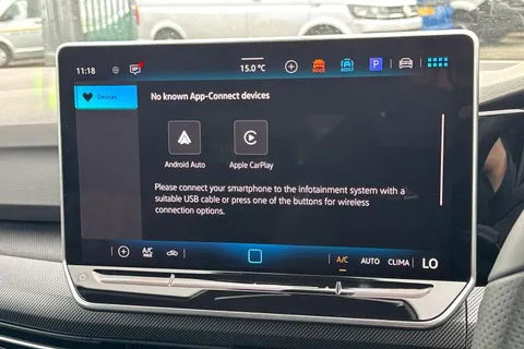 CX75KLV Volkswagen Golf 1.5 TSI 150 R-Line 5dr Thumbnail #82