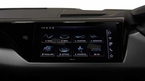 NG23EGY Audi e-tron GT    quattro 350,00 kW Thumbnail #9