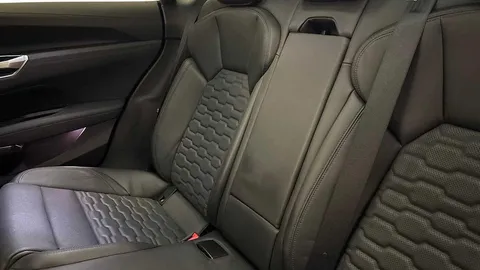 KY71HYS Audi RS e-tron GT 440,00 kW Thumbnail #8