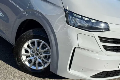 BV75OCC Volkswagen E-Transporter SWB 218PS  65kWh Electric Panel Van Thumbnail #28