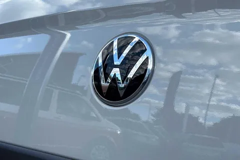 BV75OCC Volkswagen E-Transporter SWB 218PS  65kWh Electric Panel Van Thumbnail #34