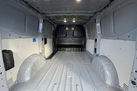 BV75OCC Volkswagen E-Transporter SWB 218PS  65kWh Electric Panel Van Thumbnail #39