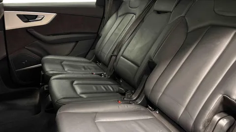 GC21RZD Audi Q7 S line 55 TFSI e quattro 381 PS tiptronic Thumbnail #8