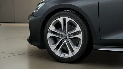 4 of 11 for Audi A3 1.5 TFSI S line S Tronic Euro 6 (s/s) 4dr