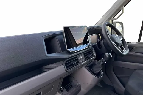 DE74OHN Volkswagen Crafter 2.0 TDI 140PS Commerce High Roof Van Thumbnail #2