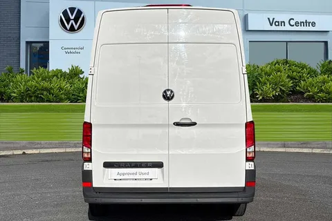 DE74OHN Volkswagen Crafter 2.0 TDI 140PS Commerce High Roof Van Thumbnail #7