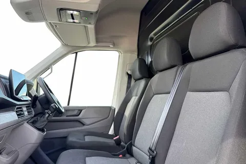 DE74OHN Volkswagen Crafter 2.0 TDI 140PS Commerce High Roof Van Thumbnail #10