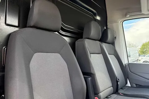 DE74OHN Volkswagen Crafter 2.0 TDI 140PS Commerce High Roof Van Thumbnail #20