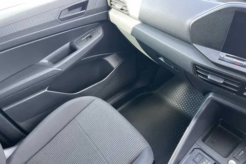 DC75LNX Volkswagen Caddy 2.0 TDI 122PS Commerce Pro Van DSG [Tech Pack] Thumbnail #14