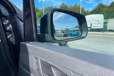 DC75LNX Volkswagen Caddy 2.0 TDI 122PS Commerce Pro Van DSG [Tech Pack] Thumbnail #17