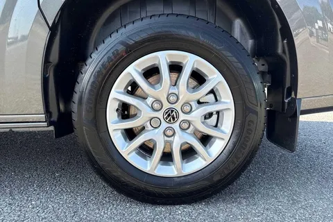 DC75LZK Volkswagen Transporter 2.0 TDI 110 Commerce Pro Van Thumbnail #22