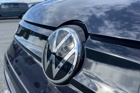 DC75LNX Volkswagen Caddy 2.0 TDI 122PS Commerce Pro Van DSG [Tech Pack] Thumbnail #25