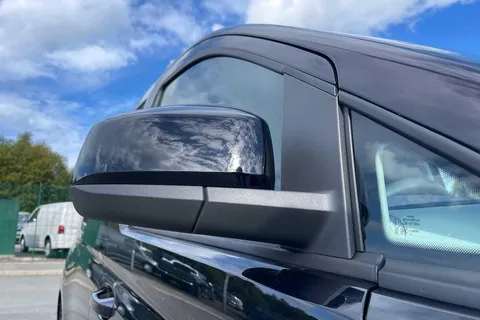 DC75LNX Volkswagen Caddy 2.0 TDI 122PS Commerce Pro Van DSG [Tech Pack] Thumbnail #26