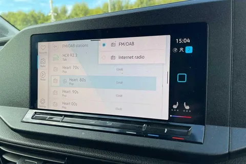 DC75LNX Volkswagen Caddy 2.0 TDI 122PS Commerce Pro Van DSG [Tech Pack] Thumbnail #37