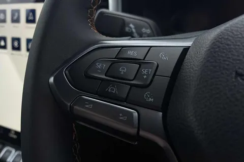 DC75LRA Volkswagen Amarok D/Cab Pick Up PanAmericana 3.0 V6 TDI 240 4M Auto Thumbnail #46