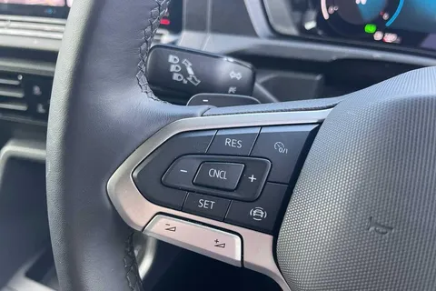 DC75LNX Volkswagen Caddy 2.0 TDI 122PS Commerce Pro Van DSG [Tech Pack] Thumbnail #42