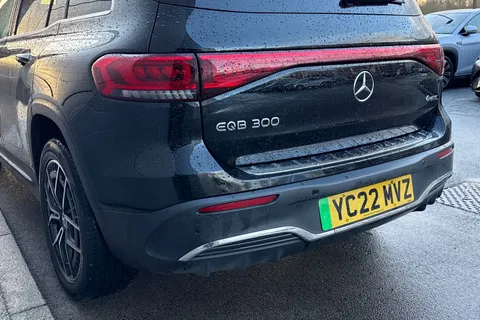 YC22MVZ Mercedes-Benz Eqb EQB 300 66.5kWh AMG Line (Premium) Auto 4MATIC 5dr Thumbnail #8