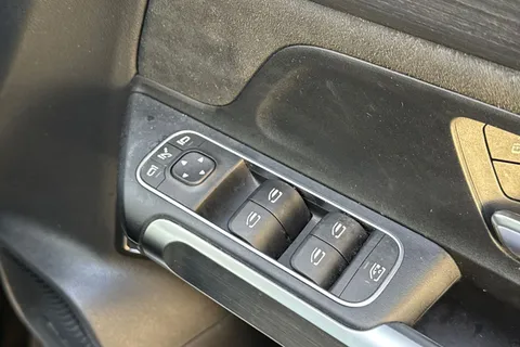 YC22MVZ Mercedes-Benz Eqb EQB 300 66.5kWh AMG Line (Premium) Auto 4MATIC 5dr Thumbnail #45