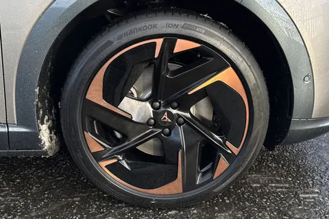 KM75LXF CUPRA Tavascan 77kWh V2 SUV Coupe Auto 5dr Thumbnail #7