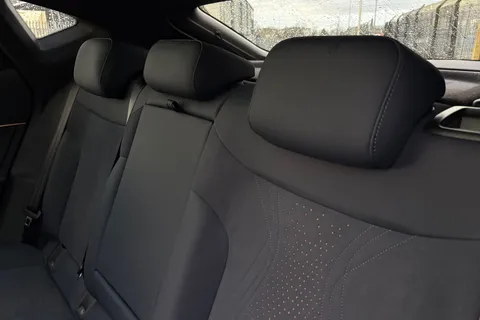 KM75LXF CUPRA Tavascan 77kWh V2 SUV Coupe Auto 5dr Thumbnail #14