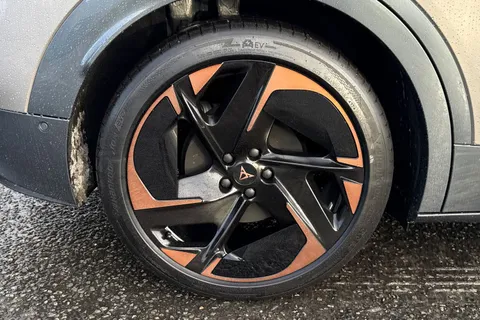 KM75LXF CUPRA Tavascan 77kWh V2 SUV Coupe Auto 5dr Thumbnail #22