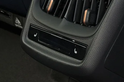 KM75LXF CUPRA Tavascan 77kWh V2 SUV Coupe Auto 5dr Thumbnail #31