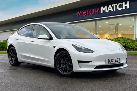 BJ71AEY Tesla Model 3 Standard Range Plus Auto RWD 4dr Thumbnail #2