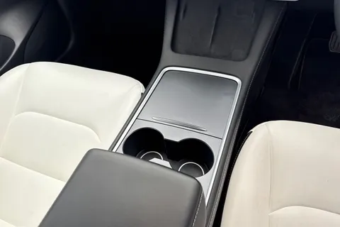 BJ71AEY Tesla Model 3 Standard Range Plus Auto RWD 4dr Thumbnail #24