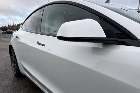 BJ71AEY Tesla Model 3 Standard Range Plus Auto RWD 4dr Thumbnail #28