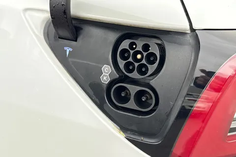 BJ71AEY Tesla Model 3 Standard Range Plus Auto RWD 4dr Thumbnail #38