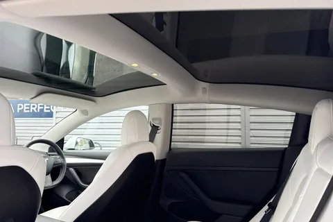 BJ71AEY Tesla Model 3 Standard Range Plus Auto RWD 4dr Thumbnail #39